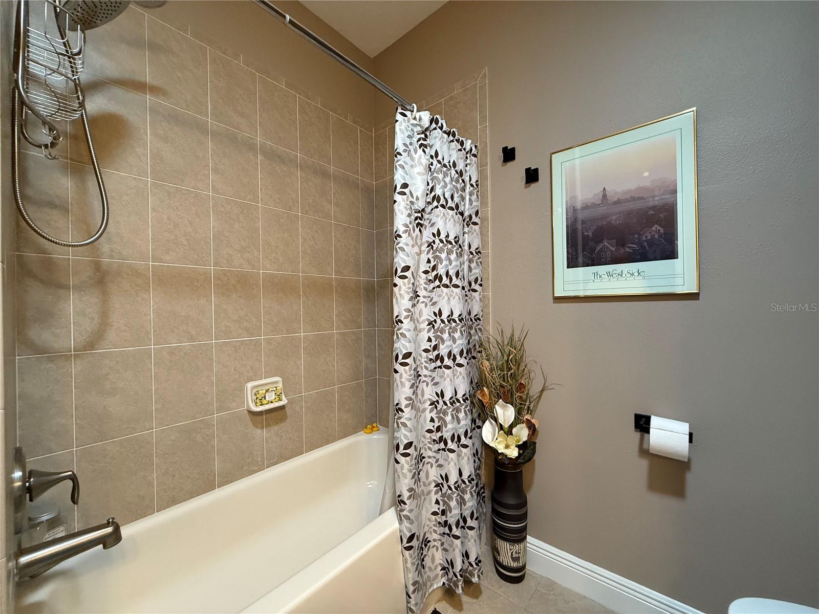 Image 20 of 81 For 16116 15th Court