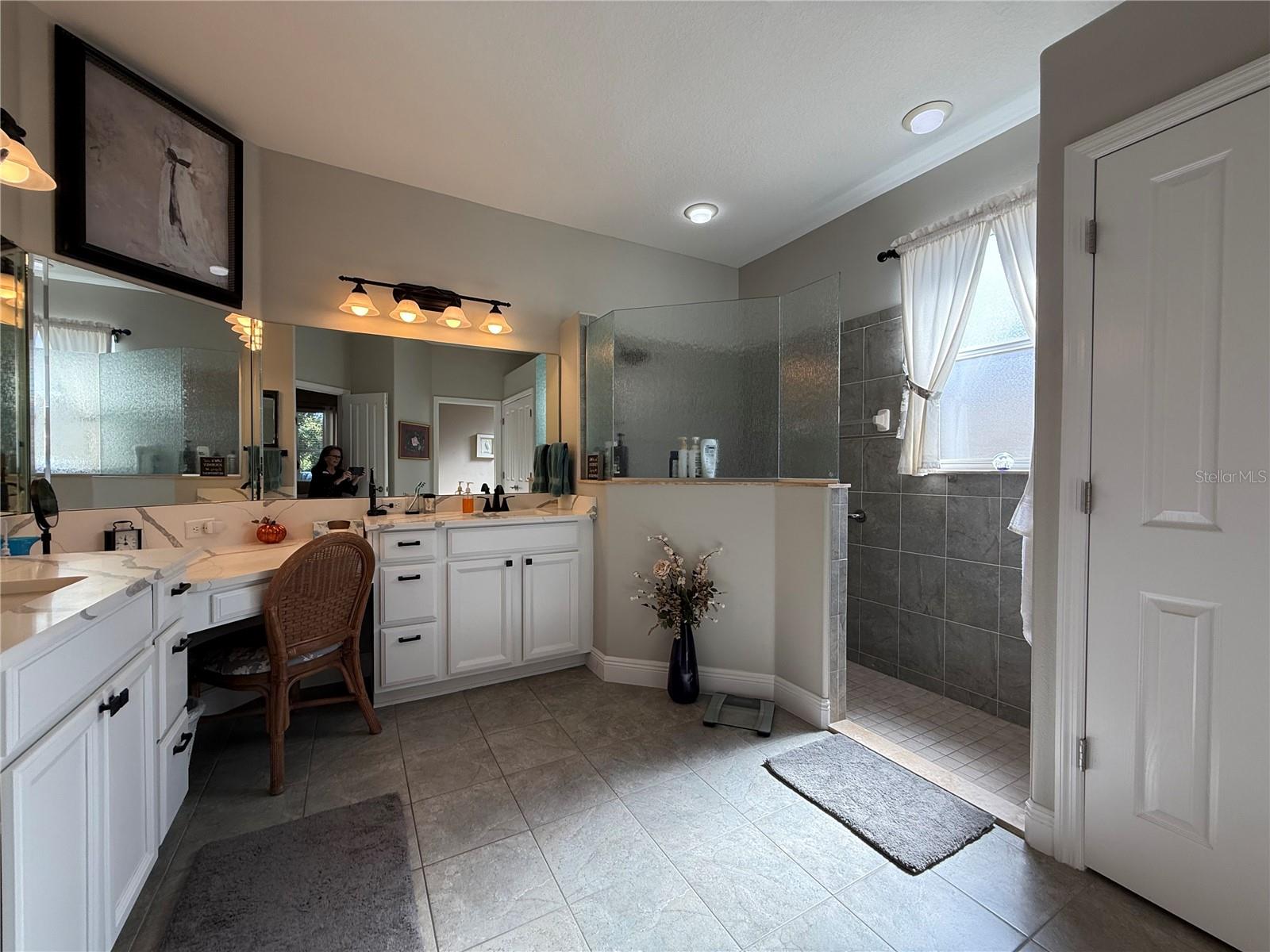 Image 22 of 81 For 16116 15th Court