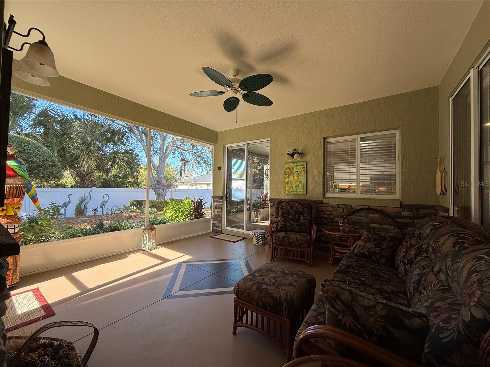 Image 28 of 81 For 16116 15th Court