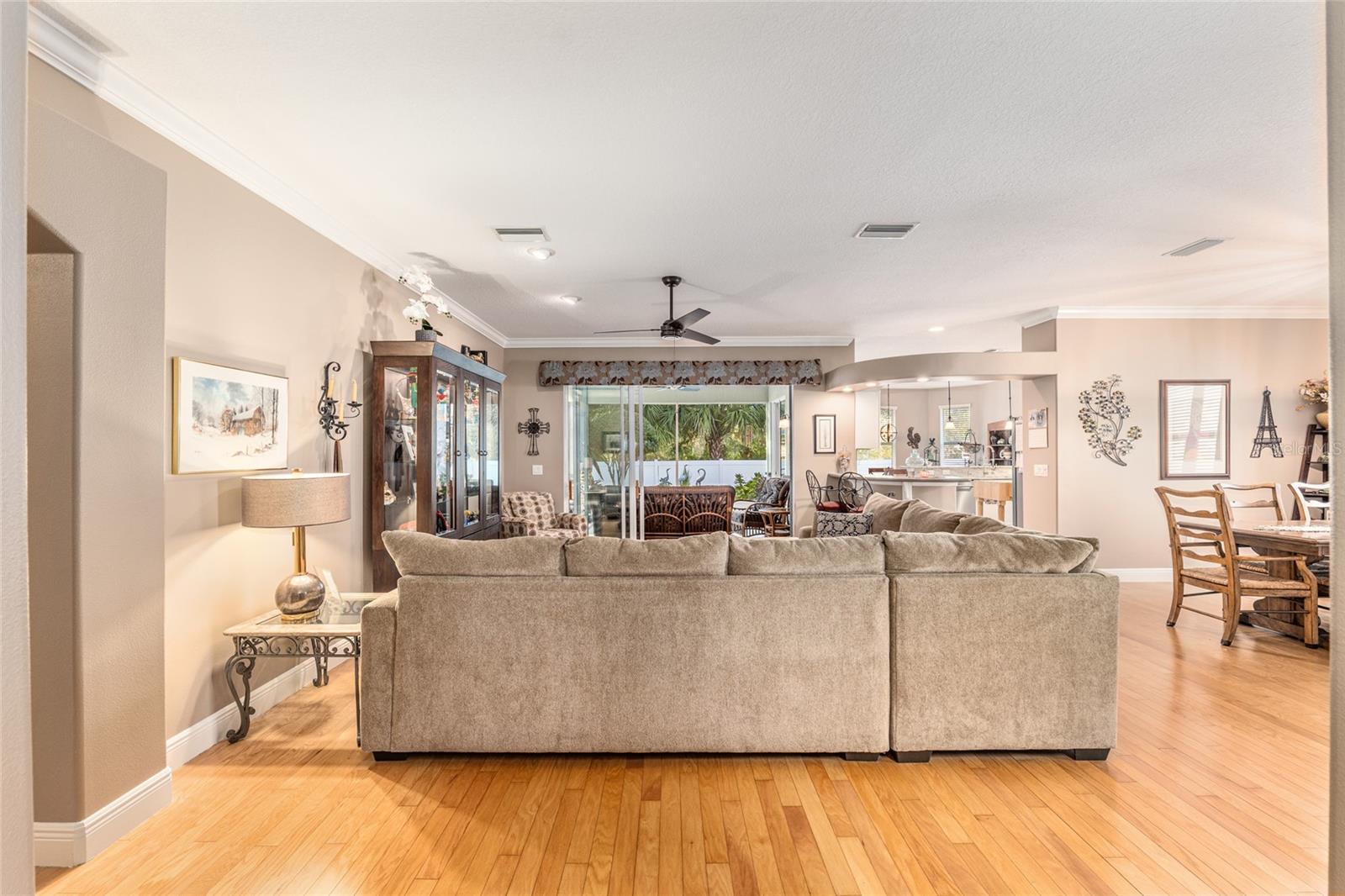 Image 31 of 81 For 16116 15th Court