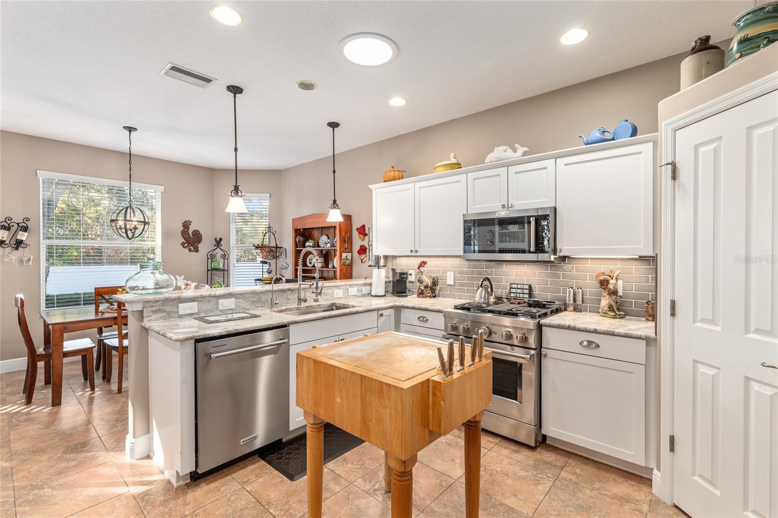 Image 44 of 81 For 16116 15th Court