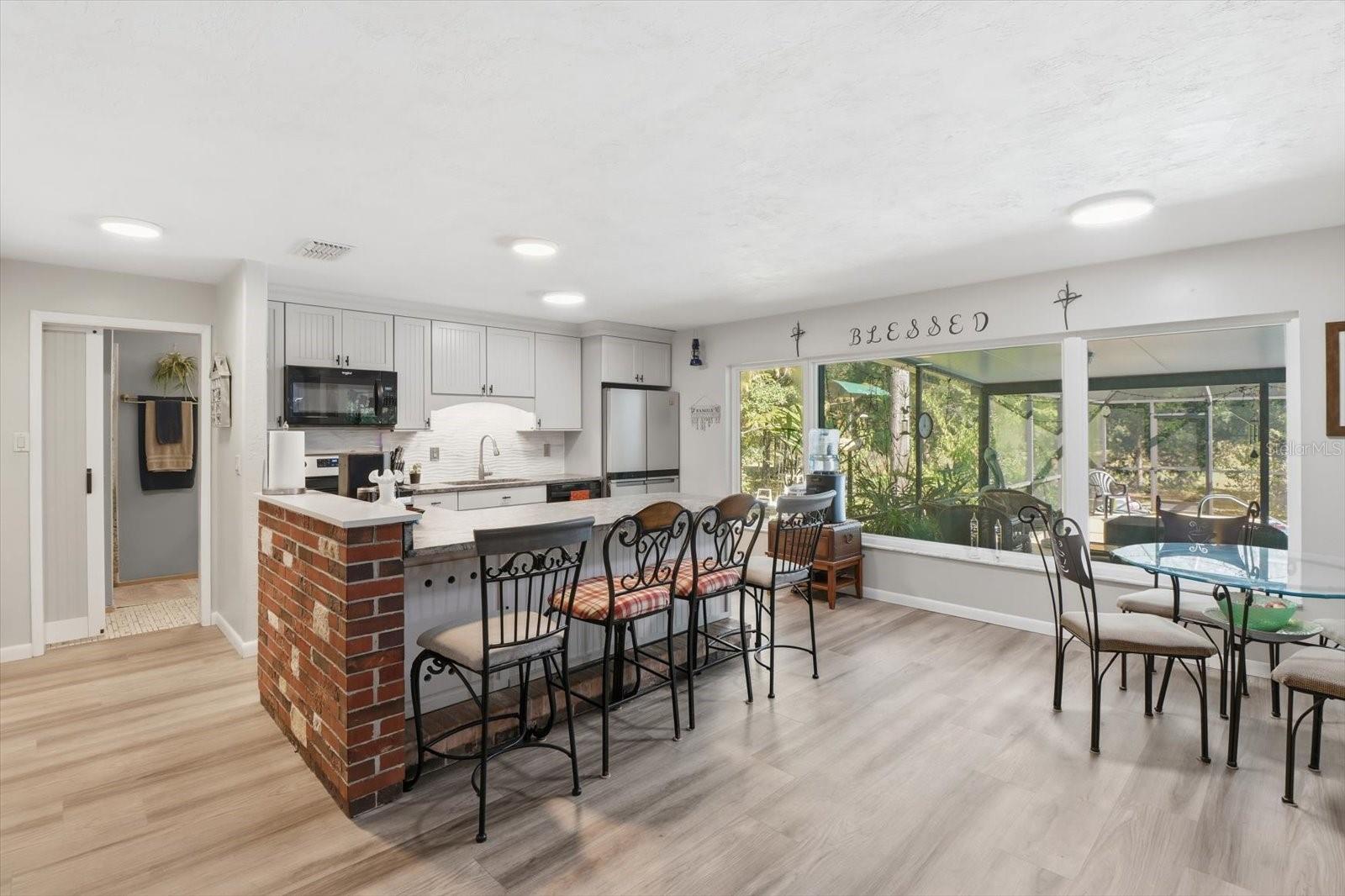 Image 11 of 50 For 21661 102nd Street Road