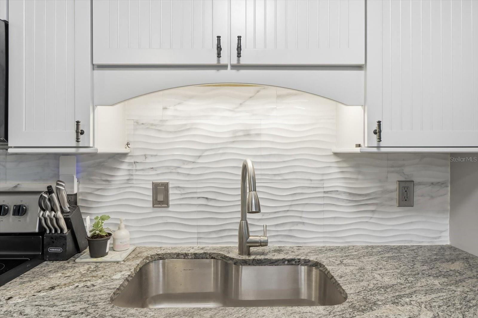 Image 14 of 50 For 21661 102nd Street Road