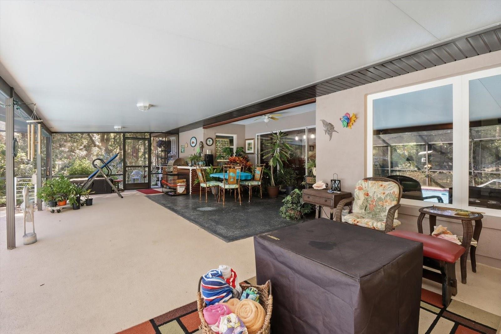 Image 29 of 50 For 21661 102nd Street Road