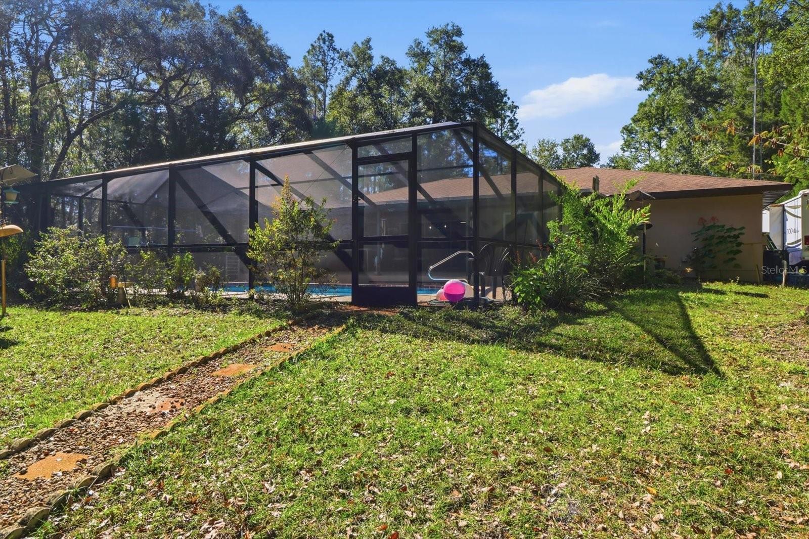 Image 33 of 50 For 21661 102nd Street Road