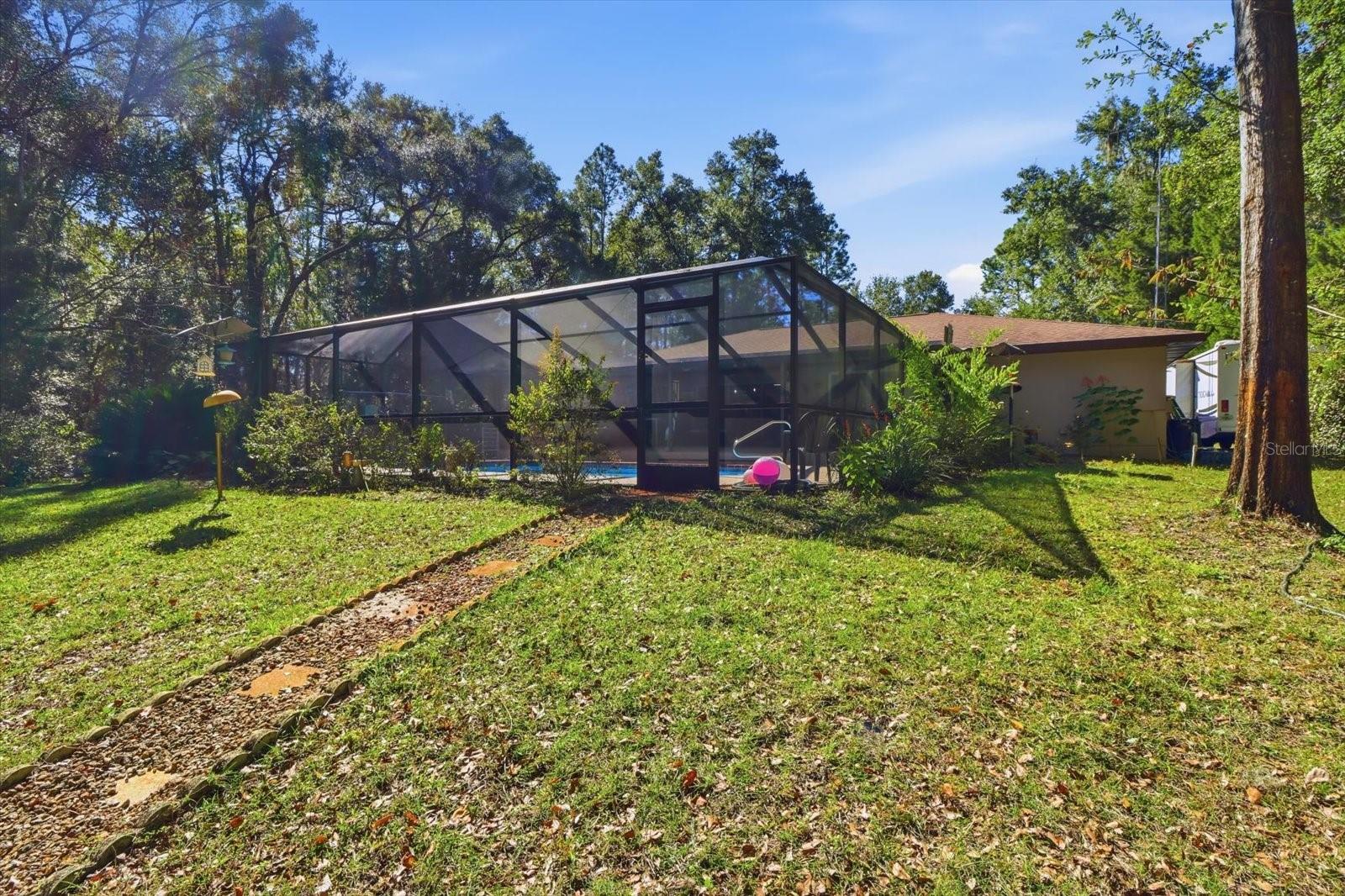 Image 34 of 50 For 21661 102nd Street Road