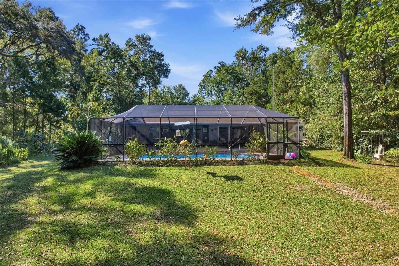 Image 36 of 50 For 21661 102nd Street Road