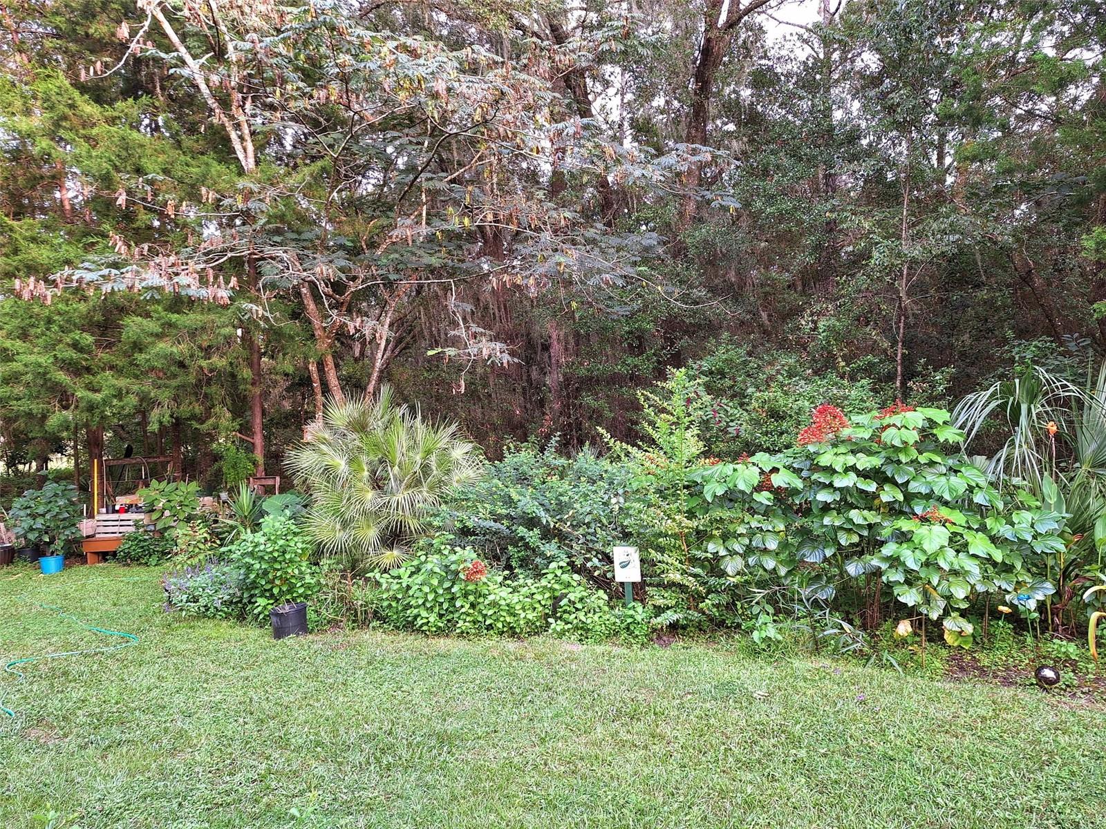 Image 41 of 50 For 21661 102nd Street Road