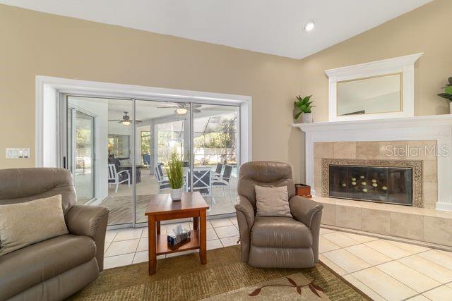 Image 12 of 41 For 4893 4th Circle