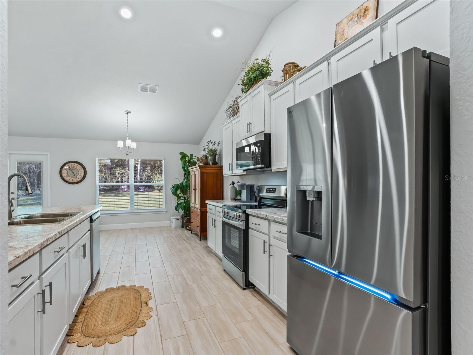 Image 16 of 44 For 40 113th Circle