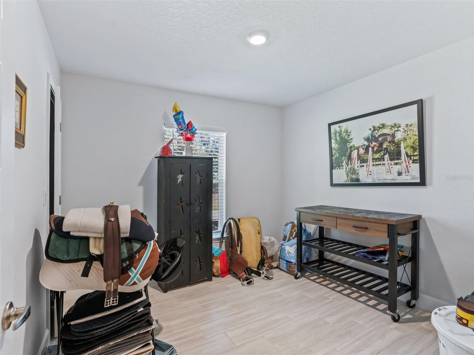 Image 27 of 44 For 40 113th Circle