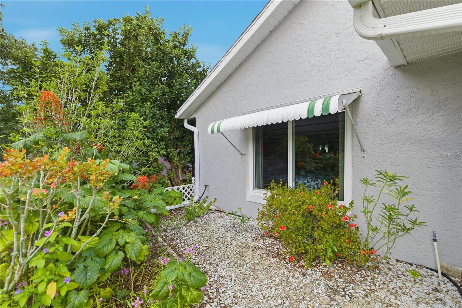 Image 26 of 37 For 9049 91st Circle