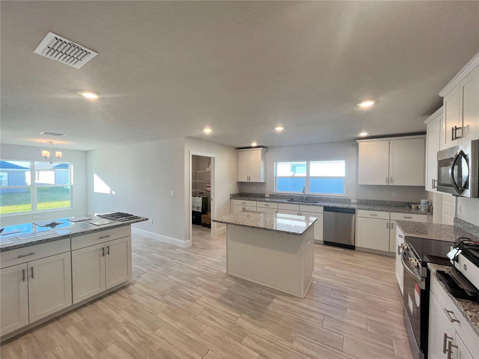 Image 9 of 26 For 16700 23rd Avenue