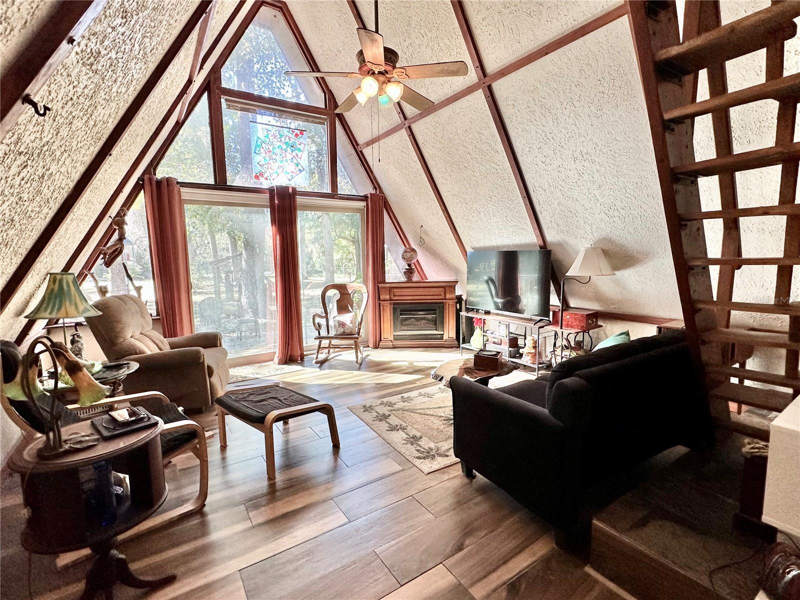 Image 10 of 51 For 9240 Carolina Way