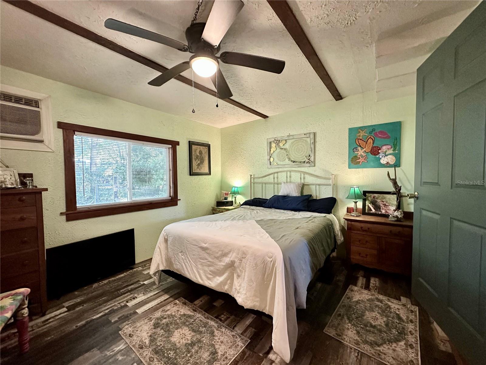 Image 14 of 51 For 9240 Carolina Way