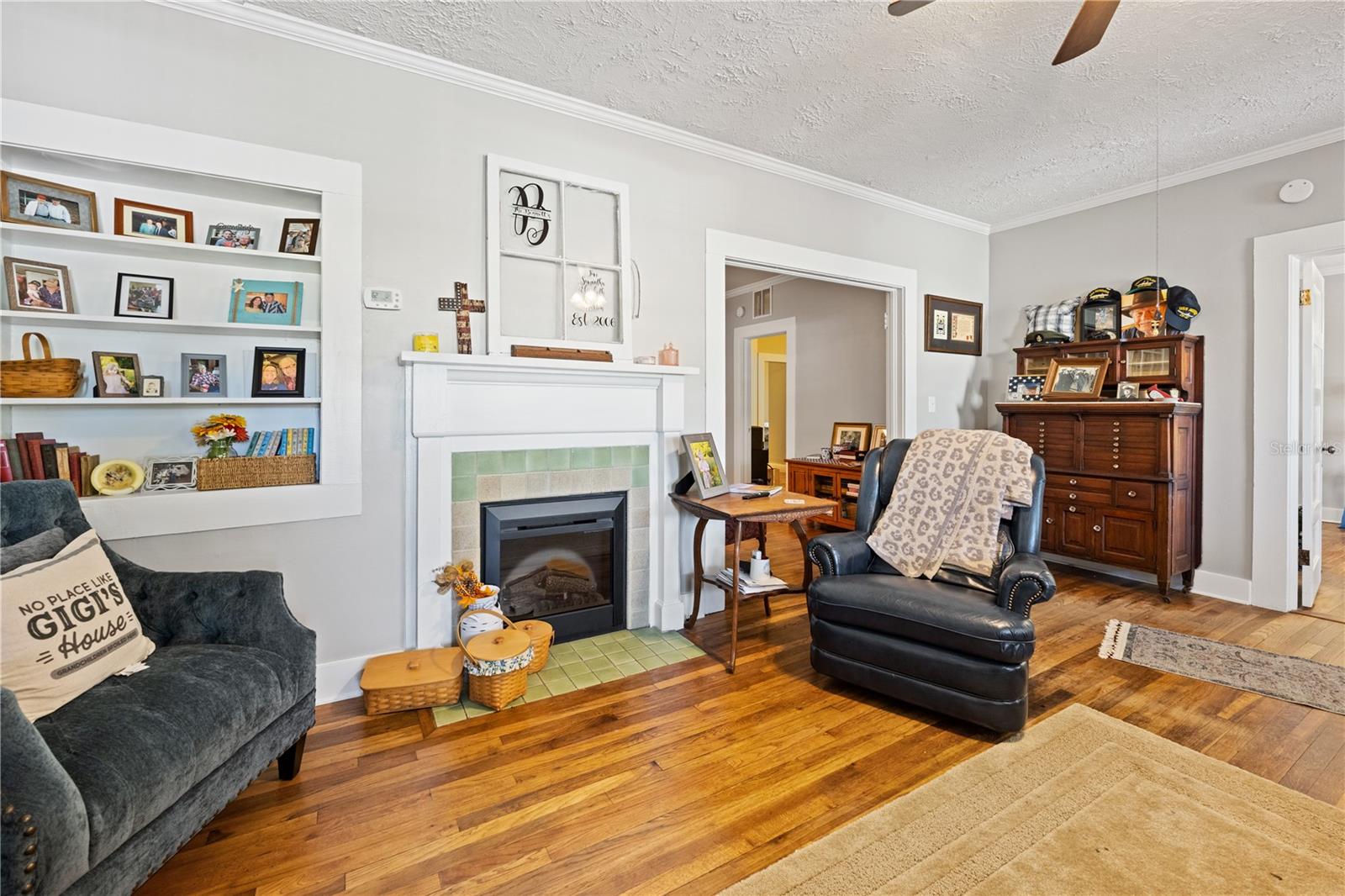 Image 12 of 42 For 429 1st Avenue