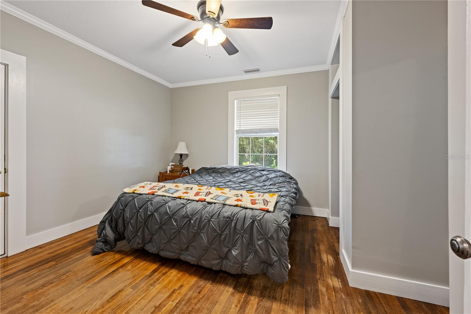 Image 20 of 42 For 429 1st Avenue