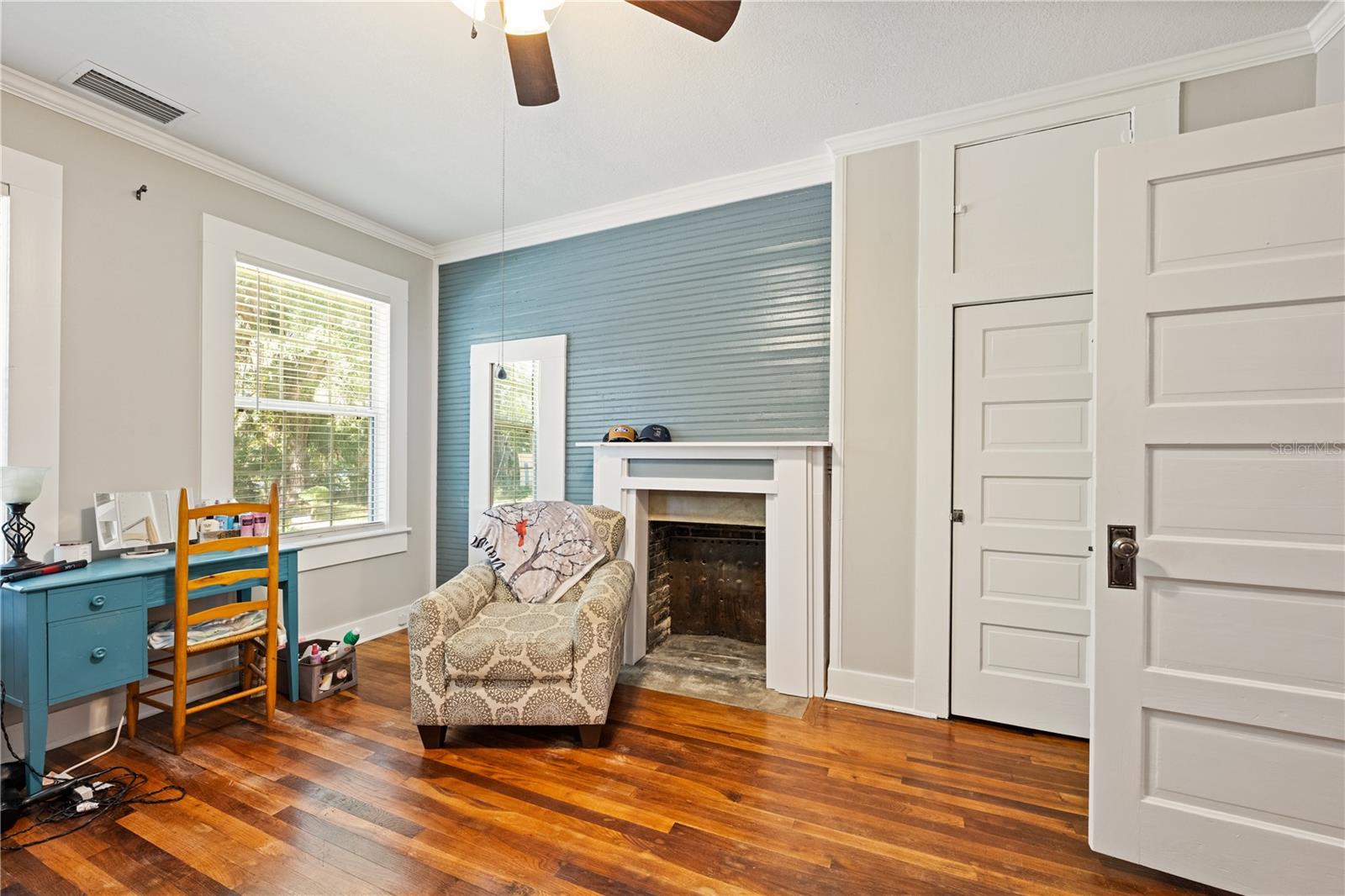 Image 22 of 42 For 429 1st Avenue