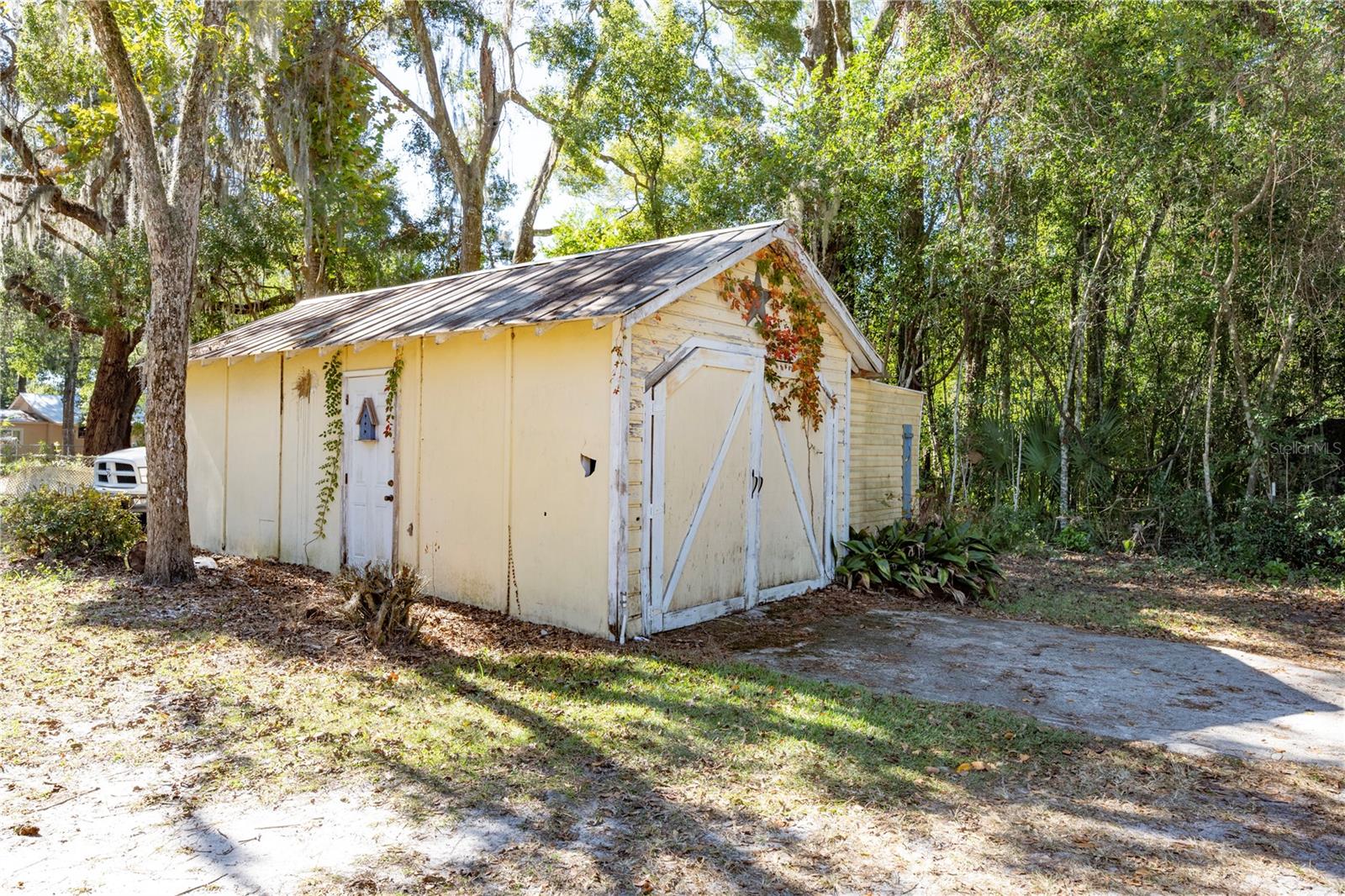 Image 39 of 42 For 429 1st Avenue