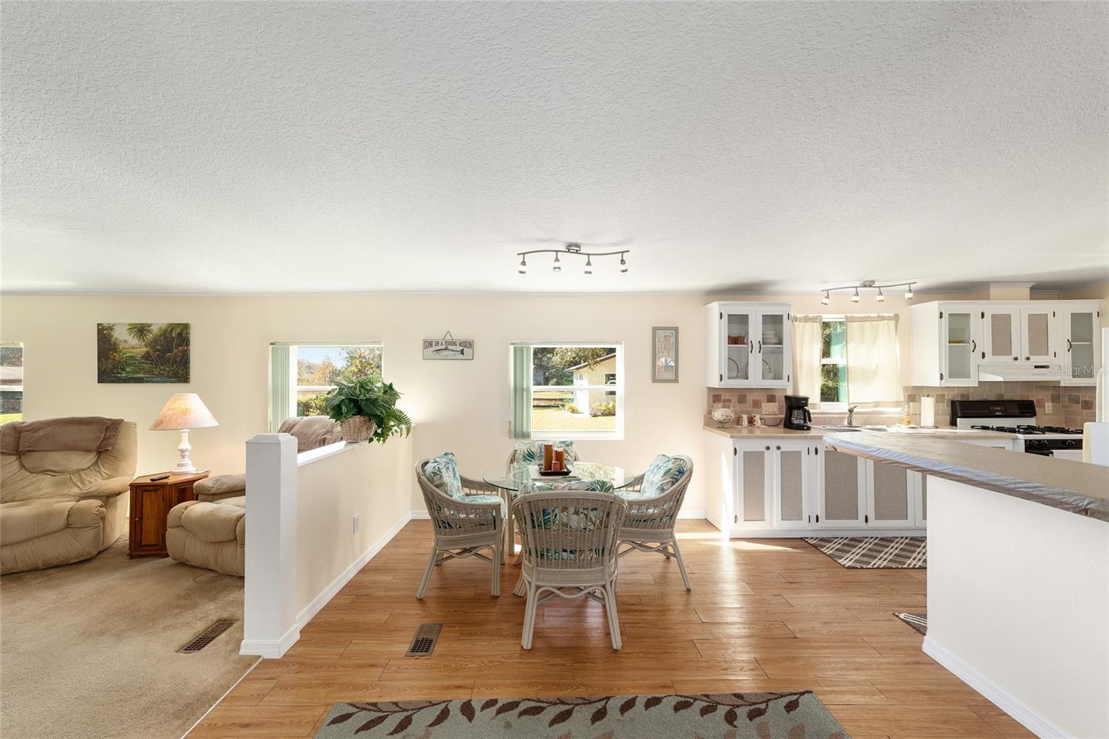 Image 17 of 57 For 2008 Retreat Drive