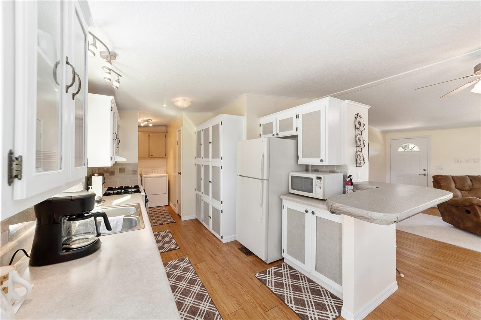 Image 23 of 57 For 2008 Retreat Drive