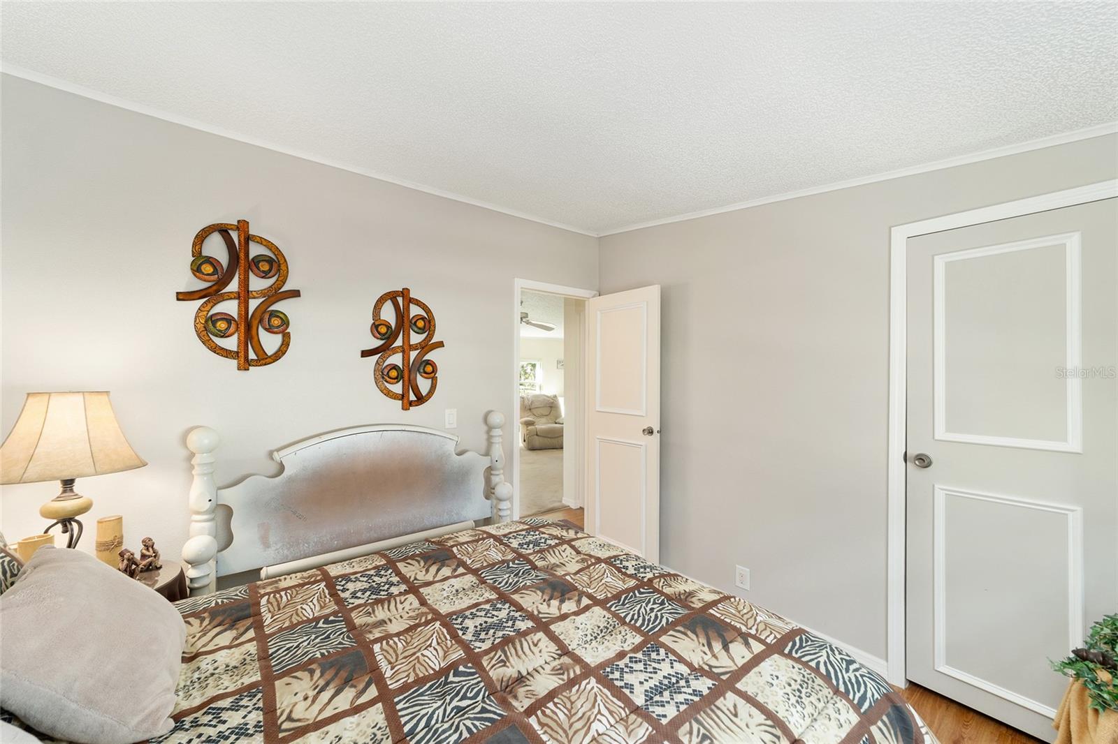 Image 33 of 57 For 2008 Retreat Drive