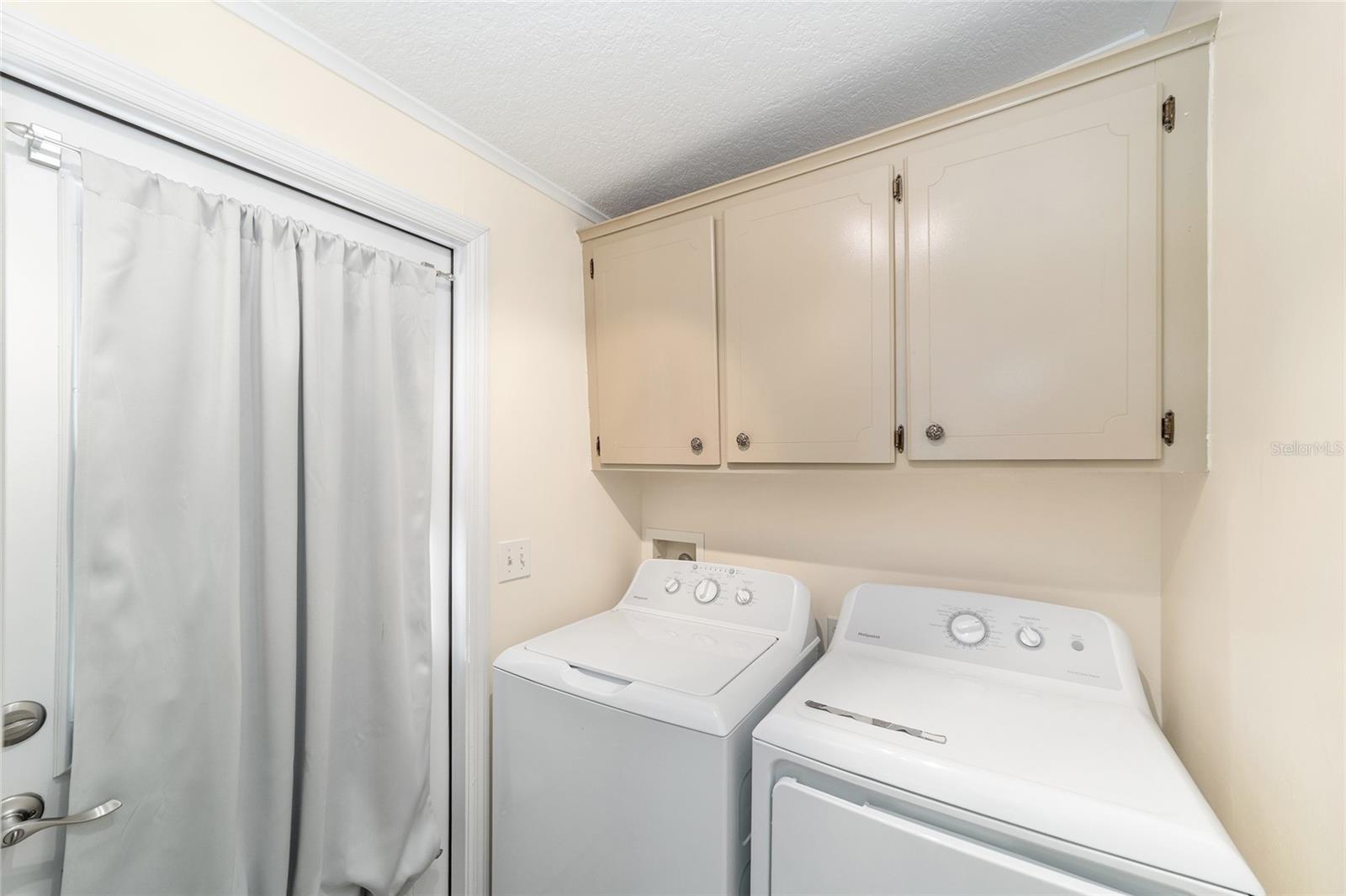 Image 34 of 57 For 2008 Retreat Drive