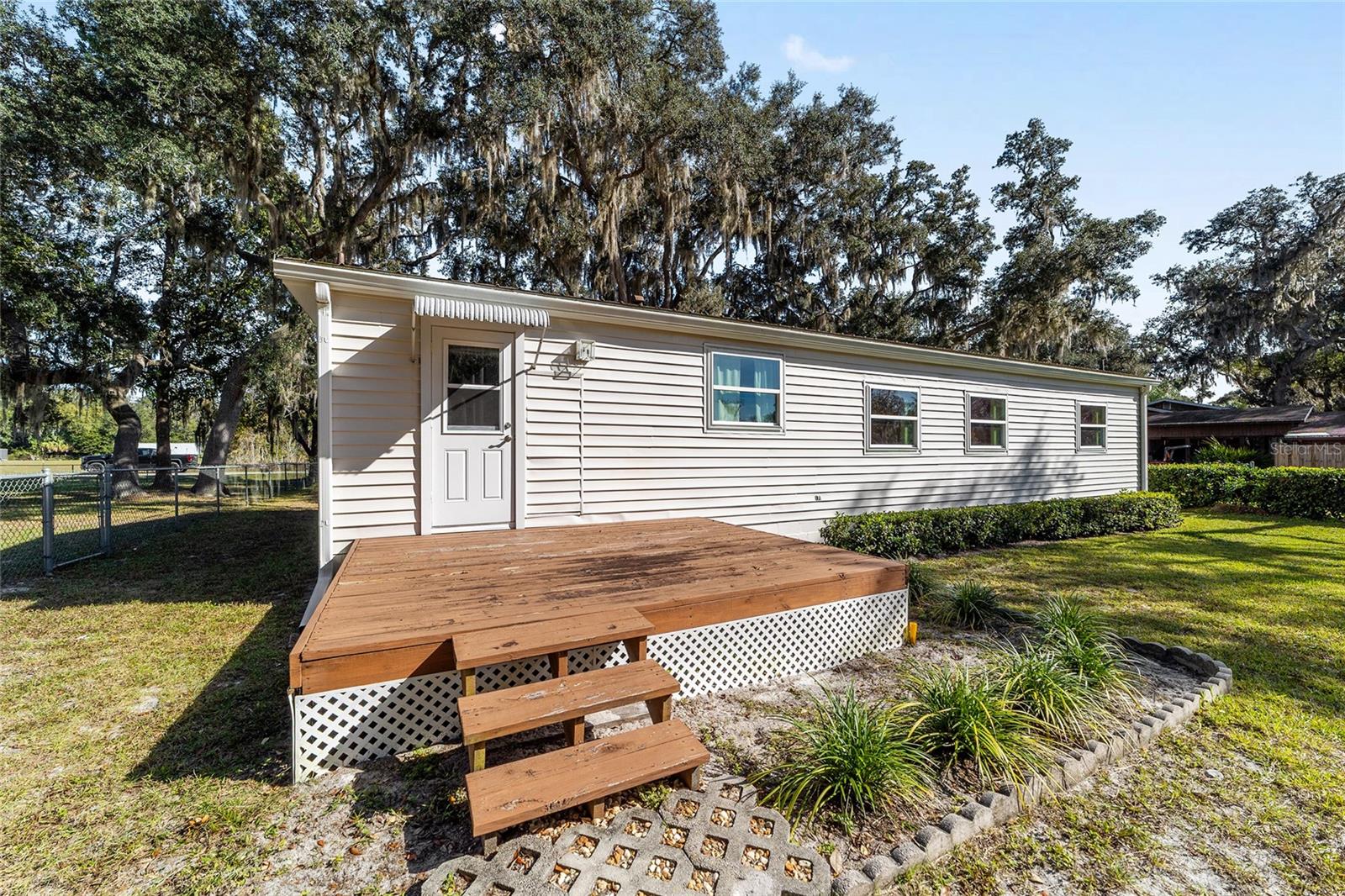 Image 37 of 57 For 2008 Retreat Drive