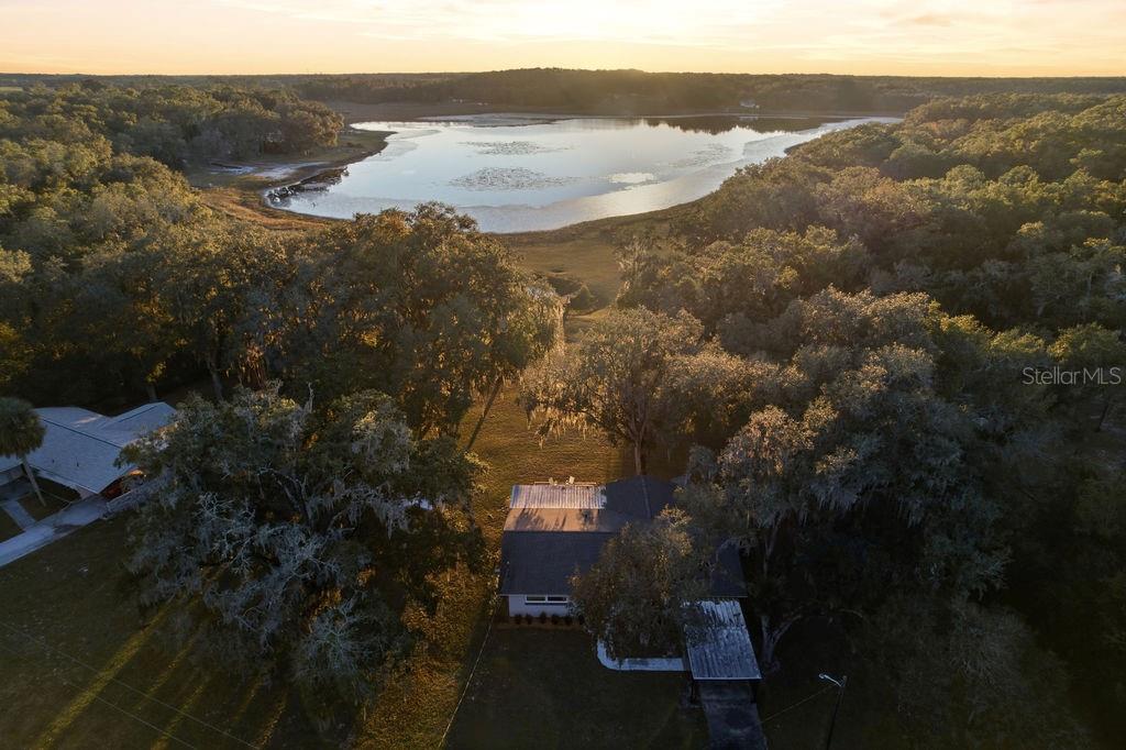 Image 24 of 38 For 1136 Shorewood Drive