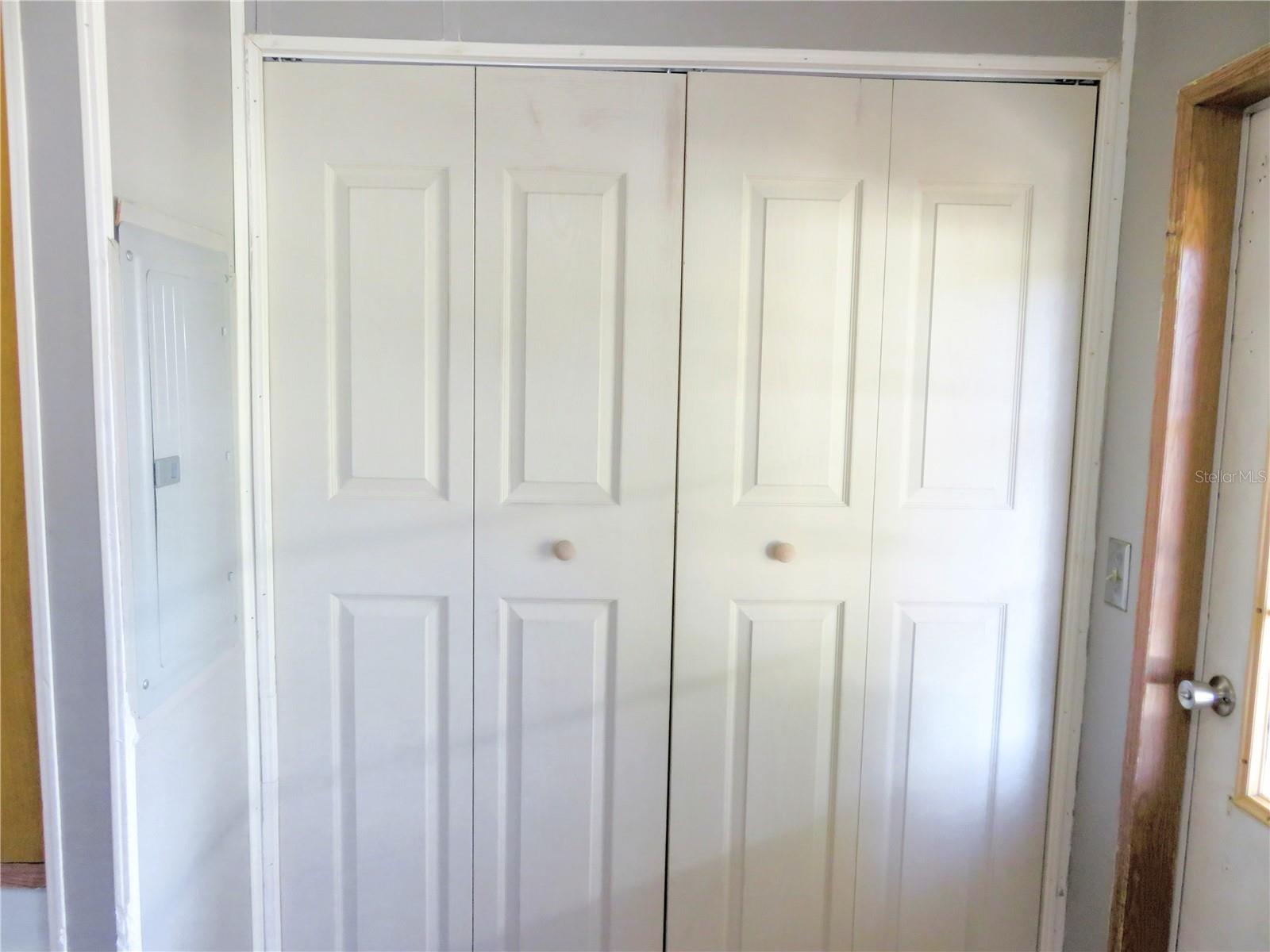 Image 19 of 53 For 14314 58th Court