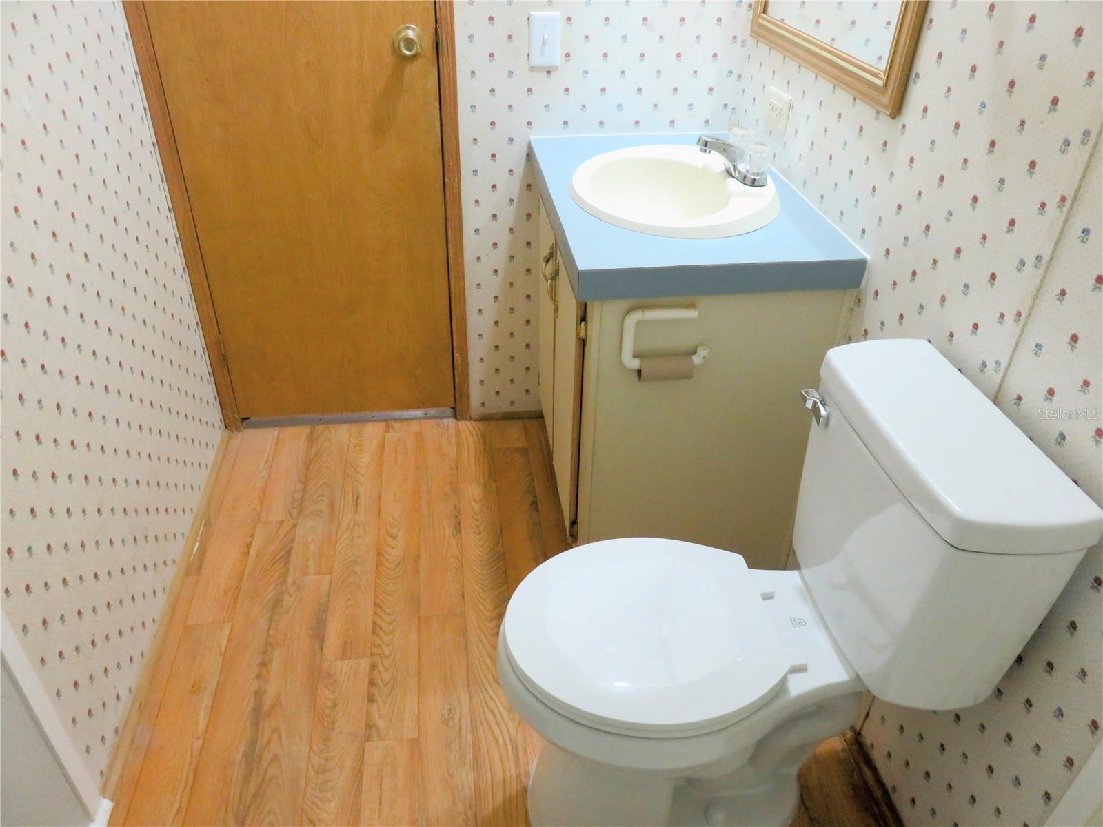 Image 27 of 53 For 14314 58th Court