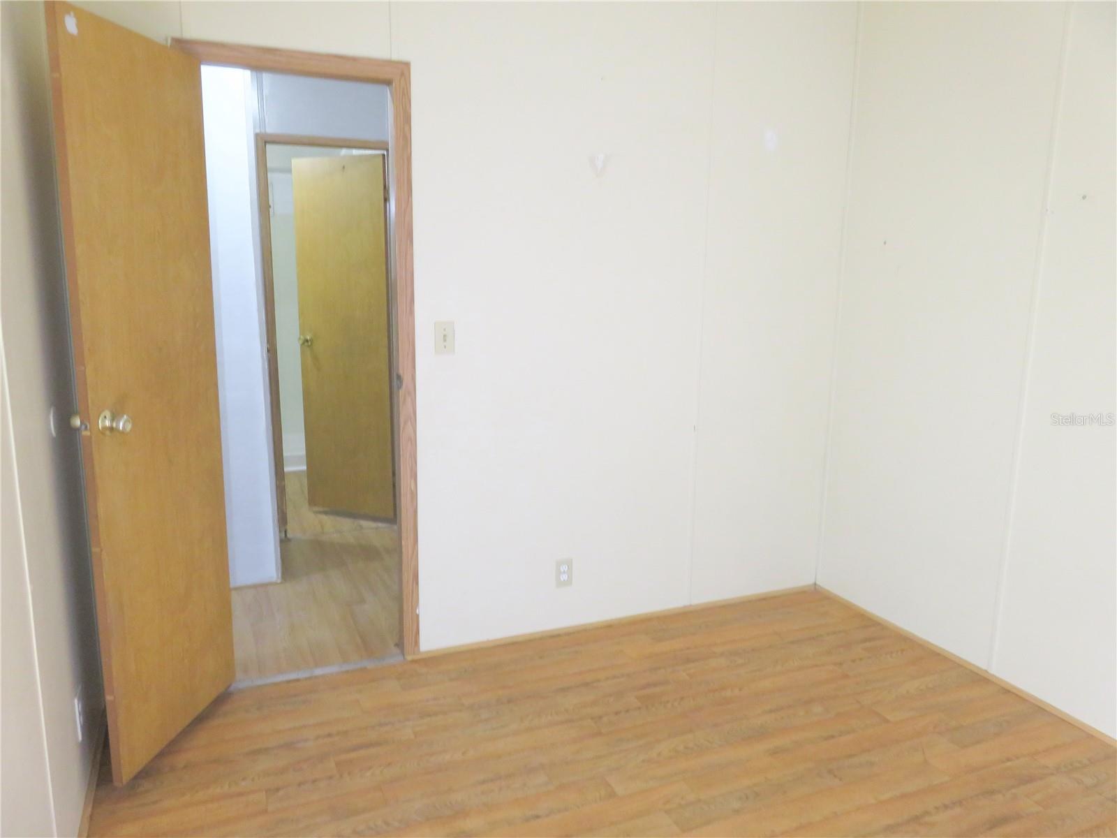 Image 34 of 53 For 14314 58th Court