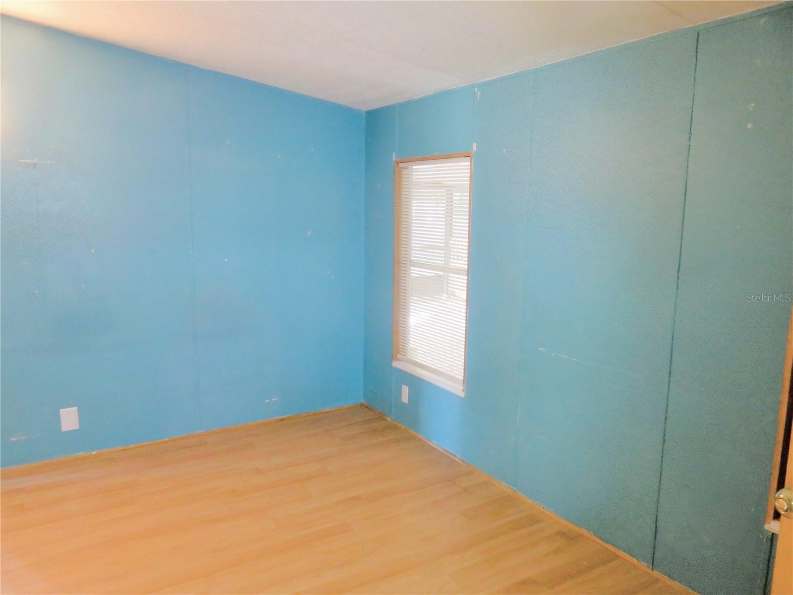 Image 42 of 53 For 14314 58th Court