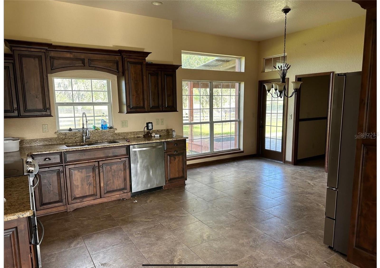 Image 5 of 23 For 9001 Highway 316