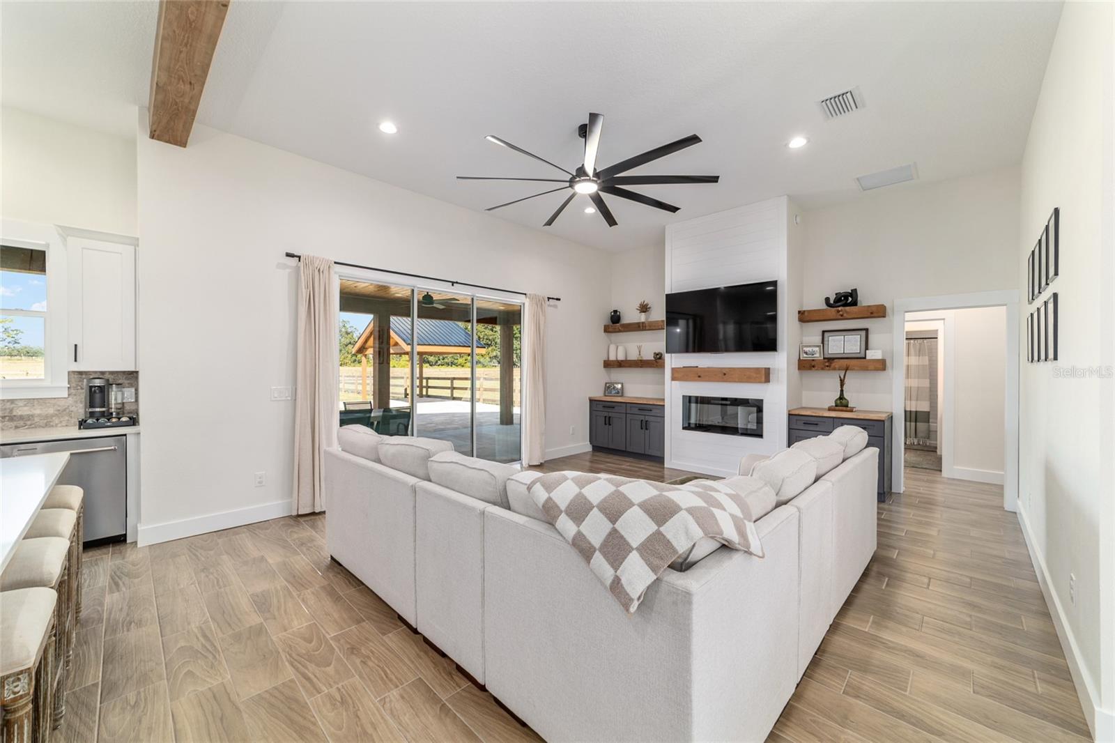 Image 10 of 96 For 4845 111th Lane Road