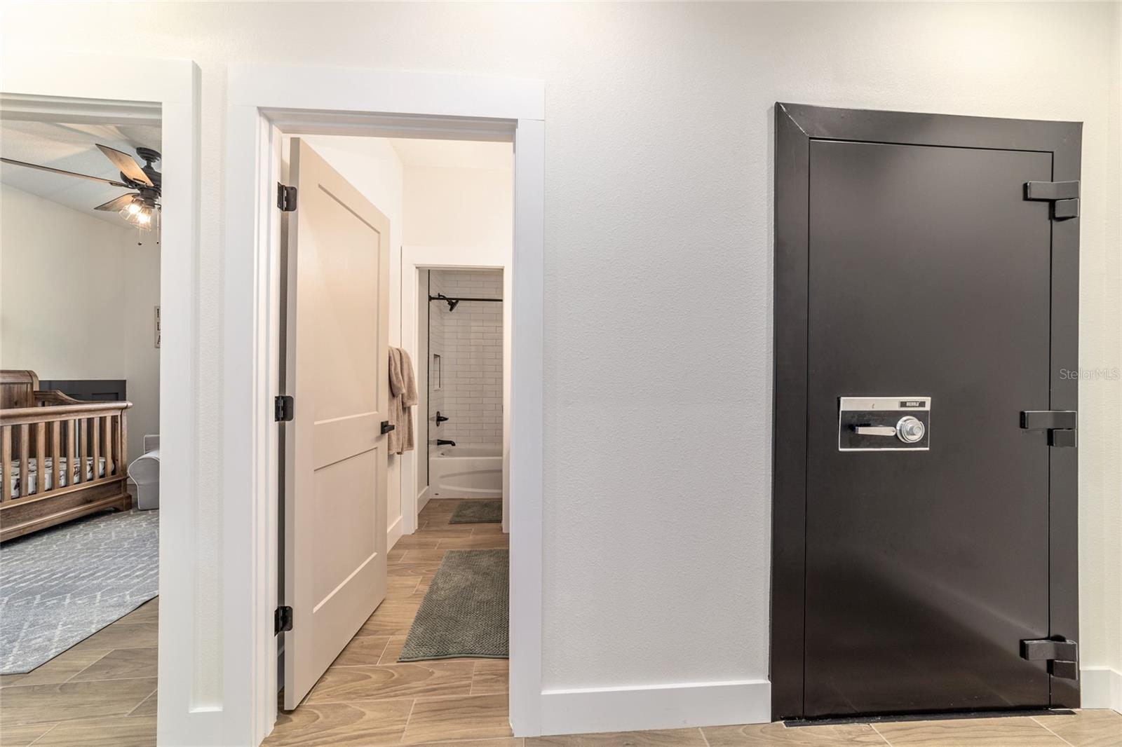 Image 40 of 96 For 4845 111th Lane Road