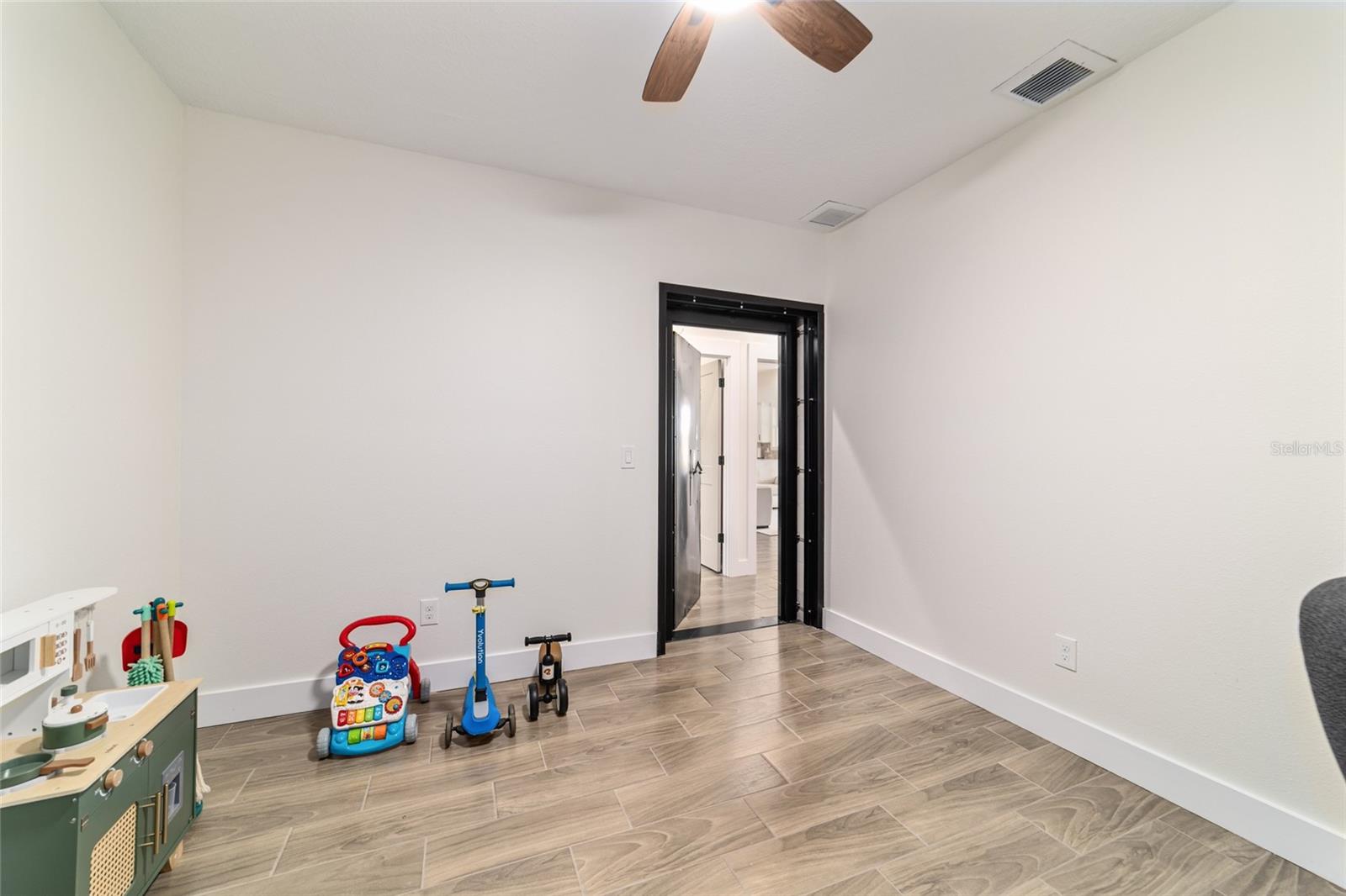 Image 47 of 96 For 4845 111th Lane Road