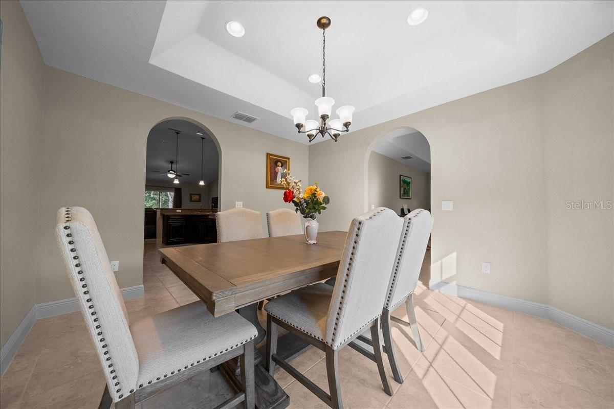 Image 25 of 68 For 171 Oak Circle