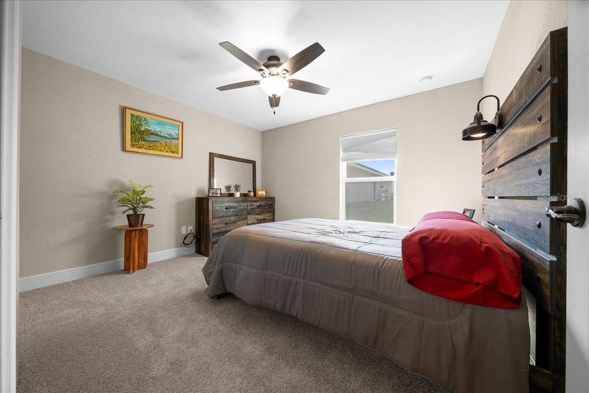 Image 37 of 68 For 171 Oak Circle