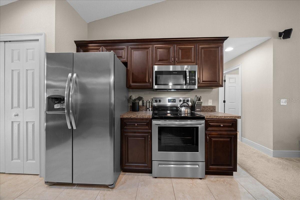 Image 57 of 68 For 171 Oak Circle