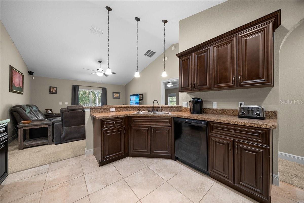 Image 58 of 68 For 171 Oak Circle