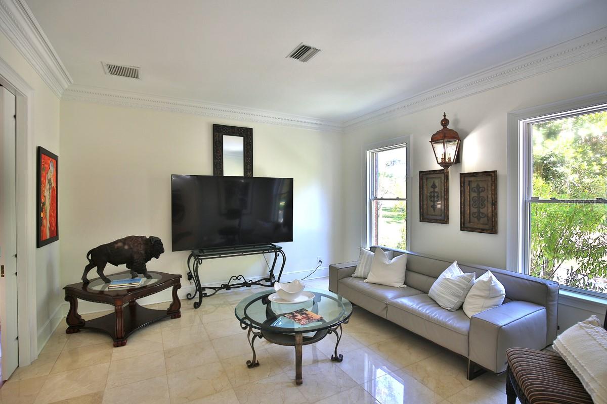 Image 11 of 63 For 1401 91st Place