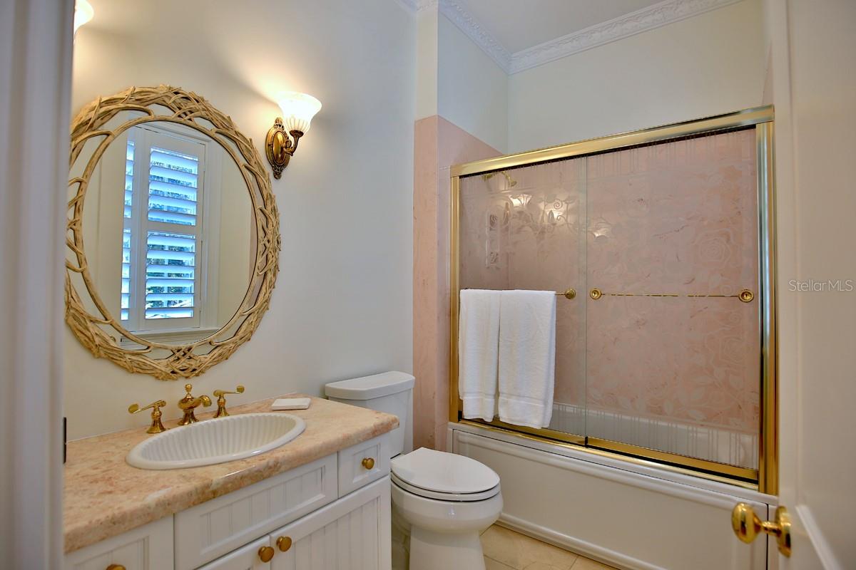 Image 44 of 63 For 1401 91st Place