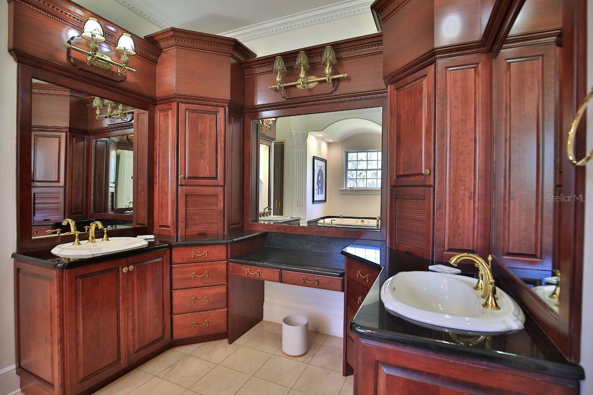 Image 49 of 63 For 1401 91st Place