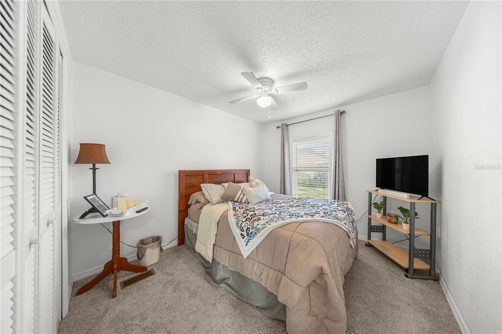 Image 23 of 41 For 13785 8th Court