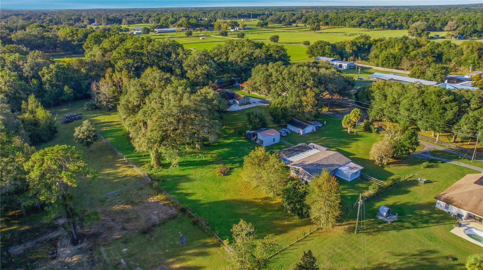 Image 33 of 41 For 13785 8th Court