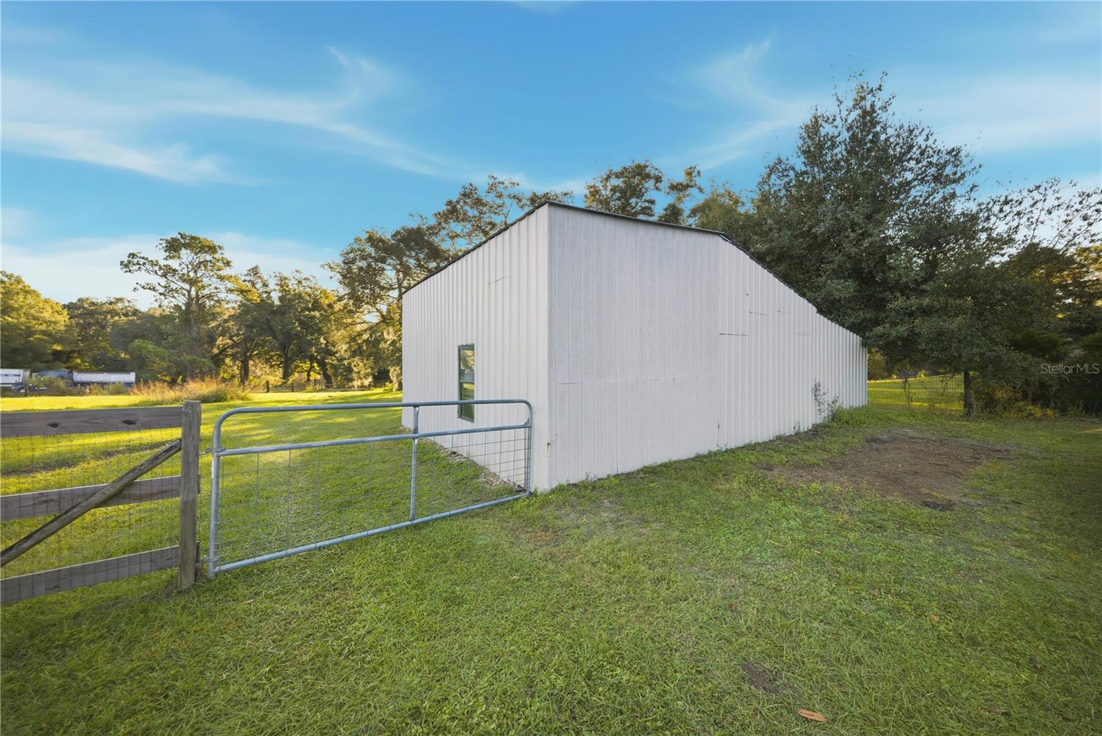 Image 8 of 41 For 13785 8th Court