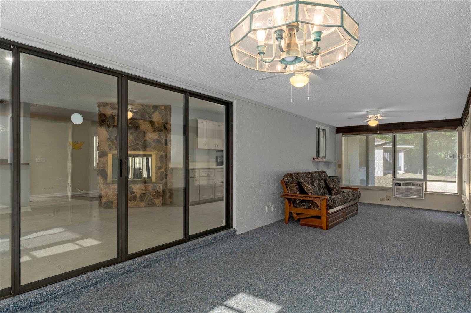 Image 26 of 42 For 27 Beverly Court