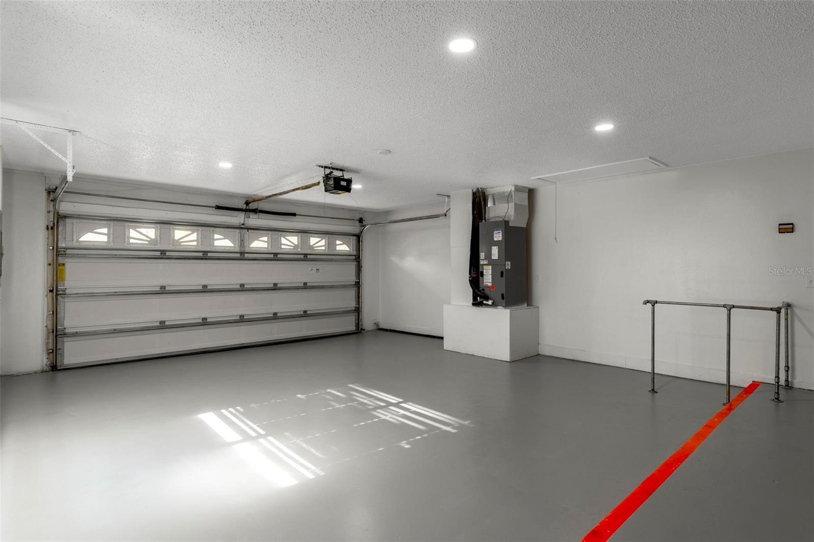 Image 29 of 42 For 27 Beverly Court