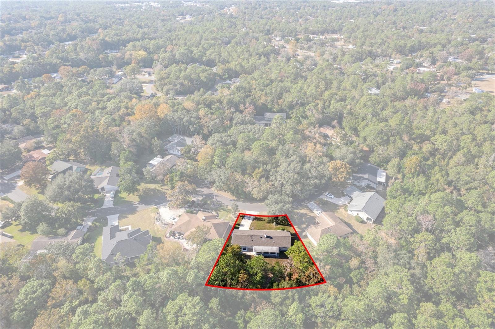 Image 40 of 42 For 27 Beverly Court